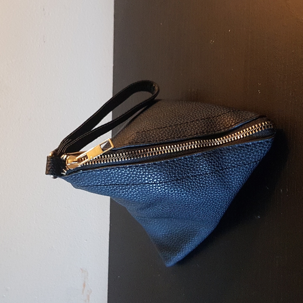 Triangle Bag